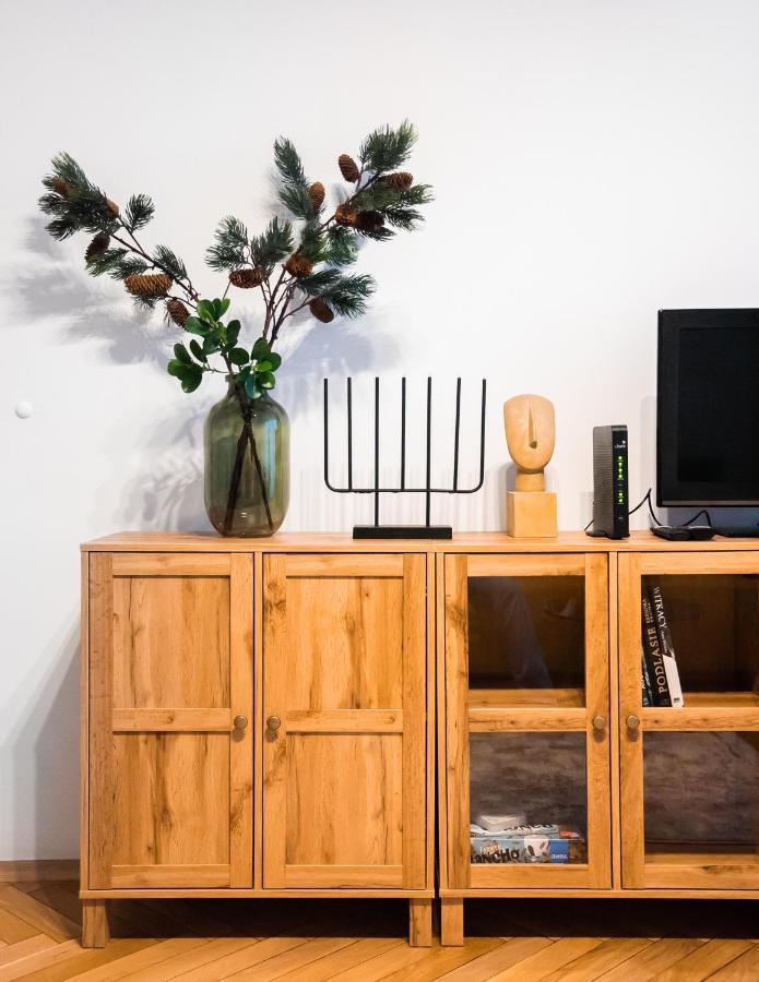 Metro Swietokrzyska Boho Aesthetic Apartment Varsó Kültér fotó